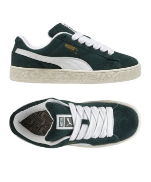 puma-suede-xl-hairy-gruen-weiss-f02-397241-lifestyle_gallery.png