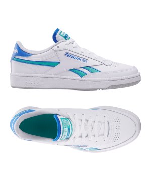 reebok-club-c-sneaker-weiss-100201094-lifestyle_gallery.png