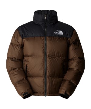 the-north-face-1996-retro-nuptse-jacke-braun-f5ex-nf0a3c8d-lifestyle_front.png