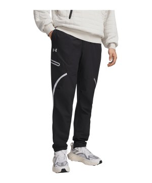 under-armour-unstoppable-cargo-hose-schwarz-f004-1390256-lifestyle_front.png