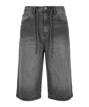 urban-classic-skater-with-drawcord-short-f00709-tb8220-lifestyle_front.png